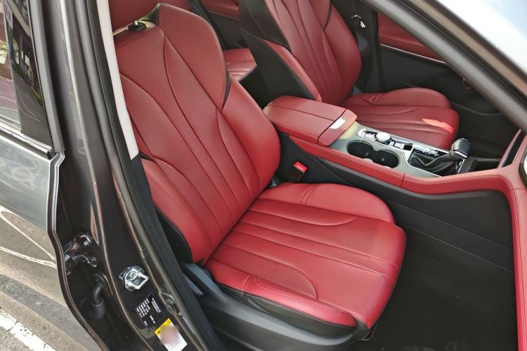 Used CHANGAN CS75 PLUS 2021 1.5T Automatic Luxury Version
