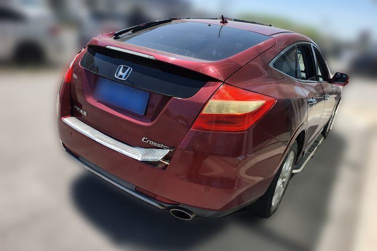 Used Honda Crosstour 2012 2.4L Luxury Edition Rear Right 45 Deg