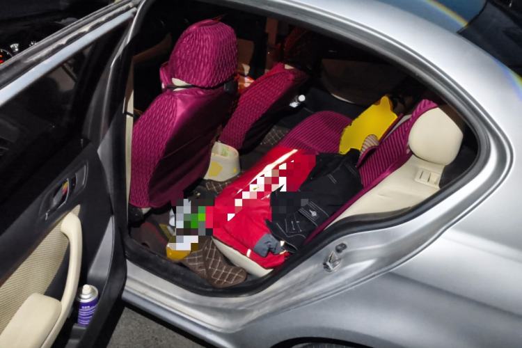 Used Volkswagen Lavida 2011 1.6L Automatic PinYou Edition Left Rear Seat