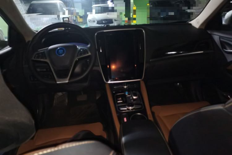 Used BYD Qin New Energy 2018 Qin EV450 Smart Connect Prestige Model Center Console