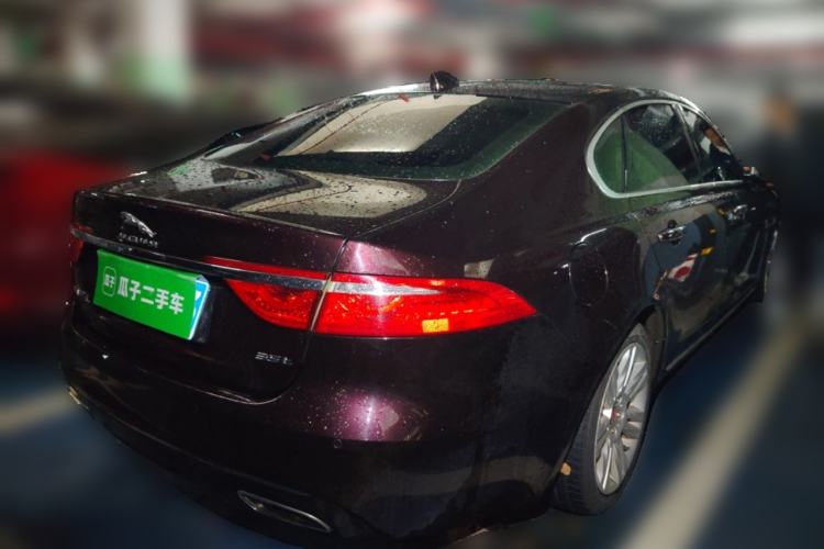 Used Jaguar XFL 2018 XFL 3.0 SC 340 PS Luxury Edition Rear Right 45 Deg