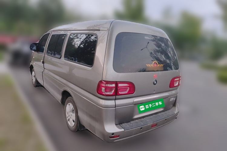 Used FORTHING Lingzhi 2025 M5 1.5T Long Wheelbase Base Model 7-Seater