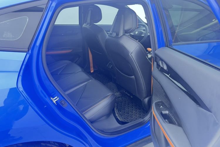 Used Changan UNI-V 2022 1.5T Prestige Version