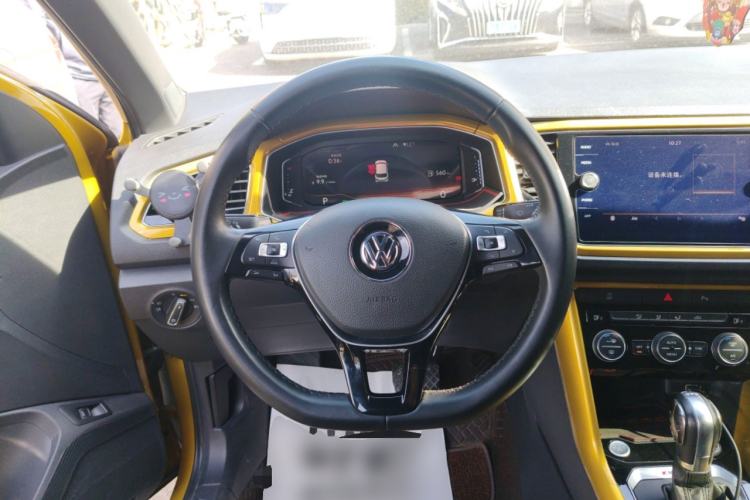 Used Volkswagen T-ROC 2018 280TSI DSG Four-Wheel Drive Luxury Version China V Emission Standard Steering Wheel
