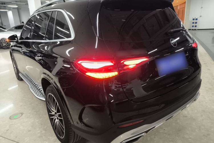 Used Mercedes-Benz GLC 2023 Facelifted GLC 300 L 4MATIC Luxury Version 5 Seats Rear Left 45 Deg