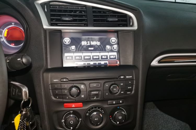 Used Citroen C4L 2015 1.2T Automatic Luxury Edition
