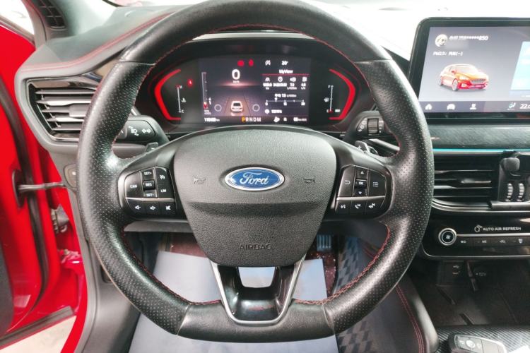 Used Ford Focus 2021 Hatchback EcoBoost 180 Automatic ST Line Steering Wheel