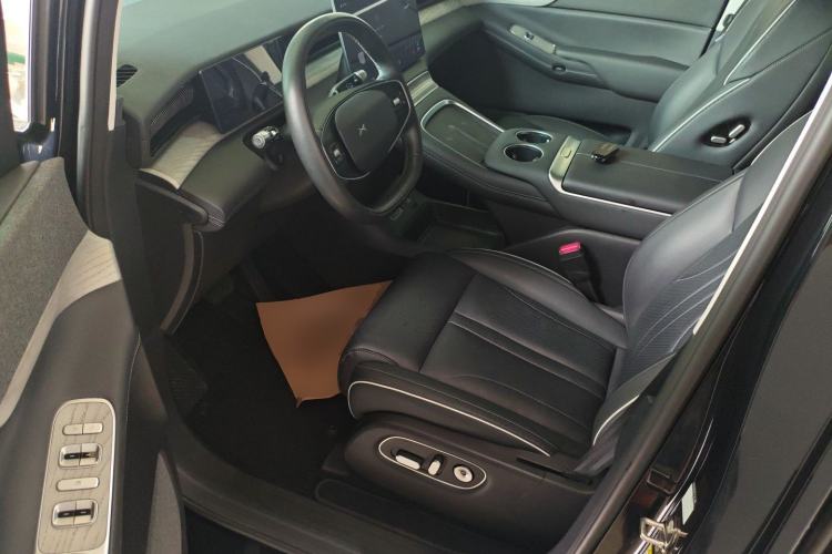 Used XPeng X9 2024 702 Ultra-Long Range Pro
