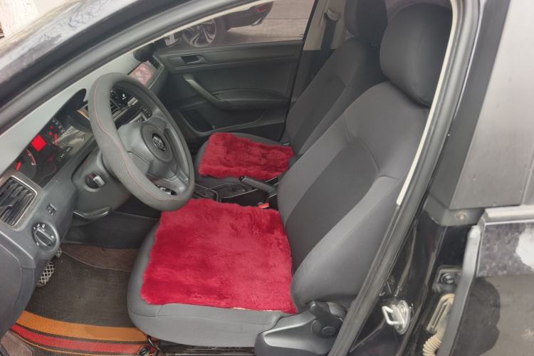 Used Volkswagen Santana 2015 1.6L Automatic Fashion Edition Left Front Seat