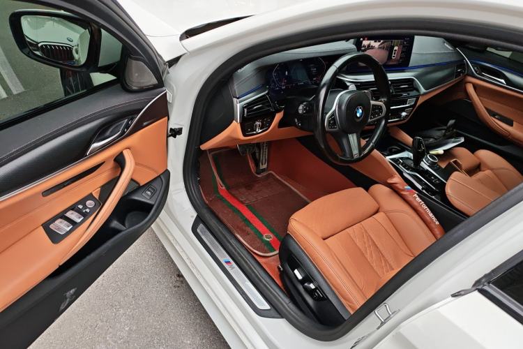 Used BMW 5 Series (Import) 2022 Updated 530i M Sport Package