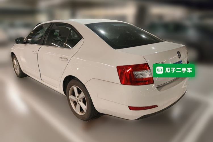 Used Skoda Octavia 2015 1.6L Automatic Yijun Edition
