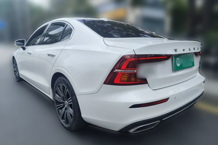 Used Volvo S60 New Energy 2021 T8 E-Drive Hybrid Four-Wheel Drive Smart Luxury Edition