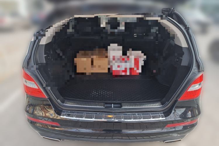 Used Mercedes-Benz R-Class 2017 R 320 4MATIC Business Edition Prestige Model