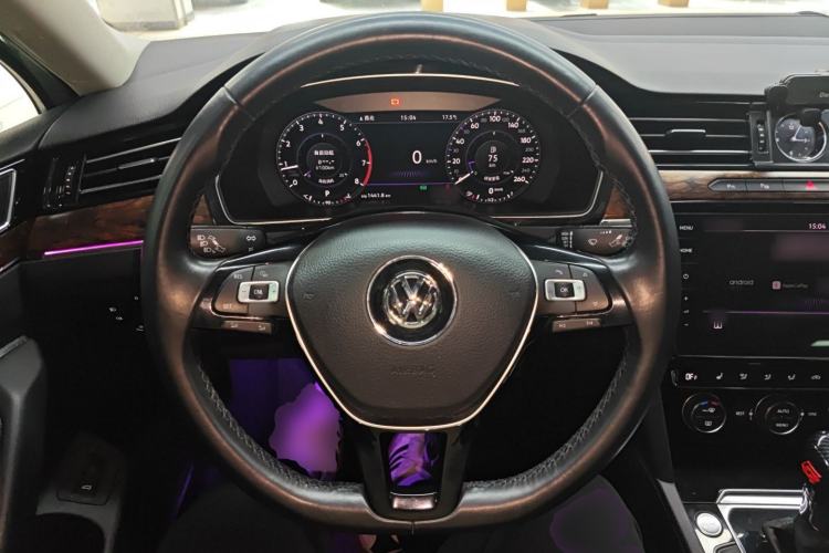 Used Volkswagen Magotan 2018 330TSI DSG Luxury Model Steering Wheel