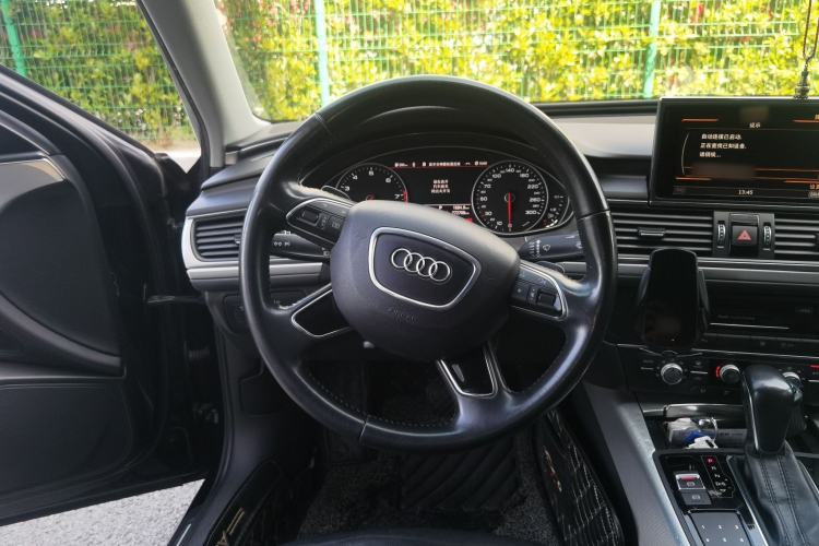 Used Audi A6L 2018 30th Anniversary Edition 35 TFSI Fashion Model
