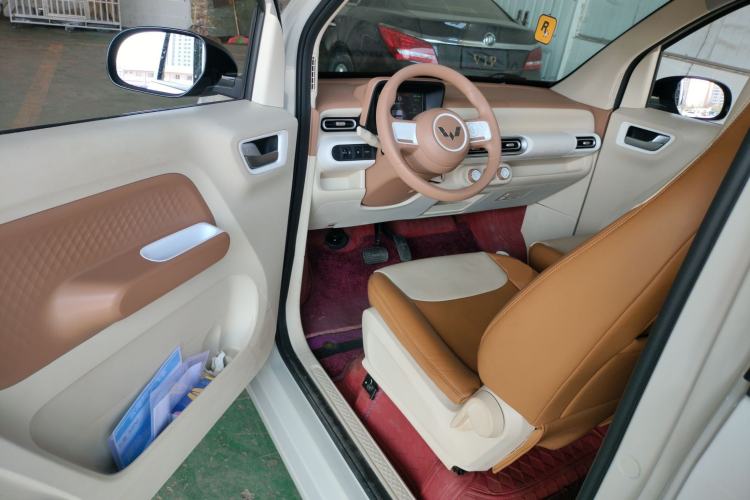 Used Wuling Hongguang MINIEV 2024 3rd Generation 215km Youth Edition
