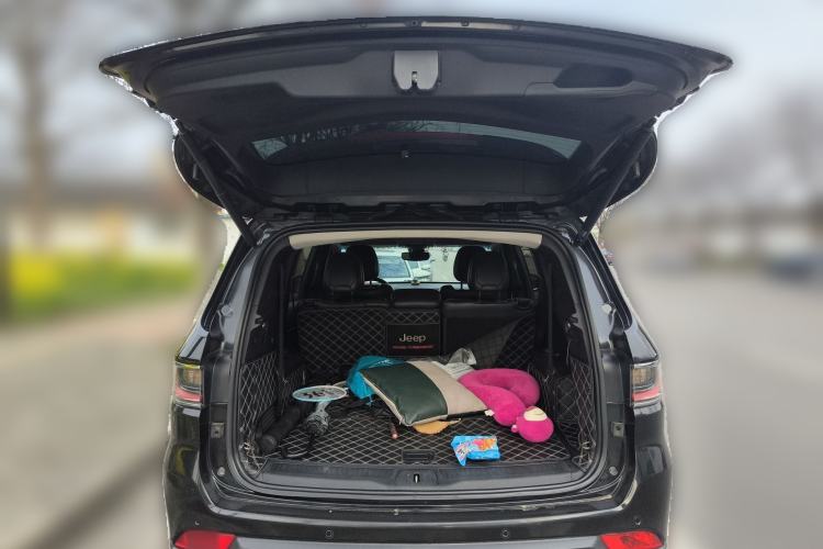 Used Jeep Grand Commander 2018 2.0T Four-Wheel Drive Premium Navigation Version China V
