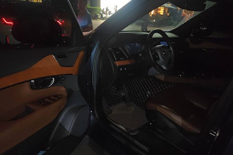 Used Volvo XC90 2022 B5 Smart Drive Luxury Edition 5 Seats Driver Seat