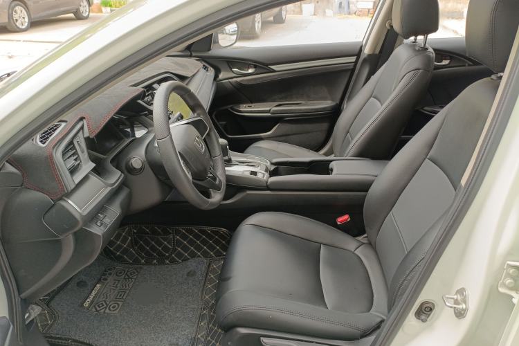 Used Honda Civic 2016 180TURBO CVT Comfort Version
