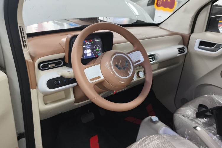 Used Wuling Hongguang MINIEV 2024 3rd Generation 215km Youth Edition
