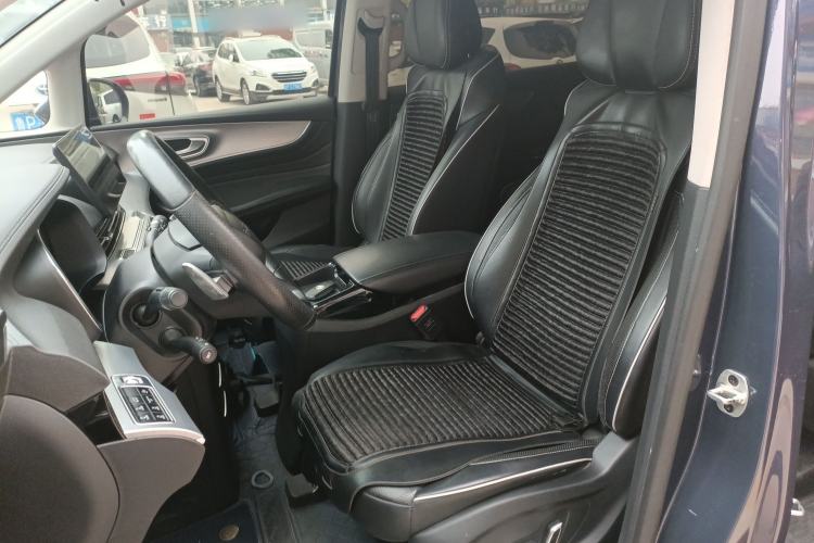 Used Roewe iMAX8 2022 400TGI Celebration Edition Left Front Seat