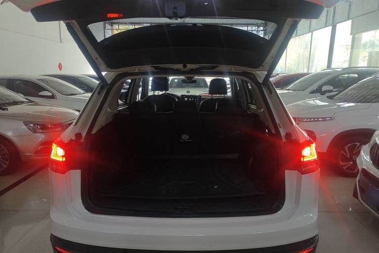 Used Volkswagen Tayron 2023 280TSI Two-Wheel-Drive Luxury Plus Advanced Version
