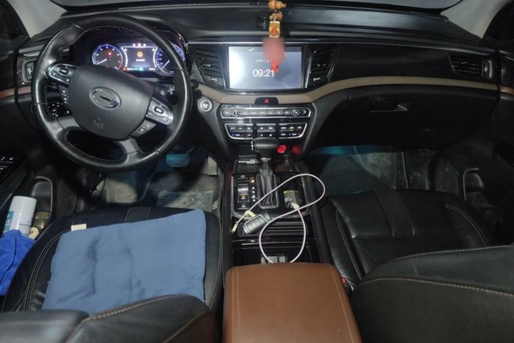 Used GAC Trumpchi GS8 2017 320T Two-Wheel Drive Luxury Edition (7 Seats)
