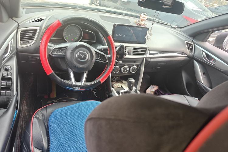 Used Mazda CX-4 2018 2.0L Automatic Two-Wheel Drive Blue Sky Dynamic Version China VI Standard