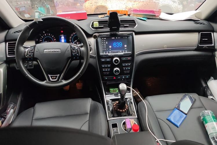 Used Haval H2 2017 Red-Label 1.5T Manual 4x4 Luxury Model