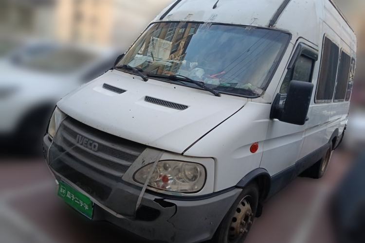 Used Iveco Power Daily BaoDi, 6 seats, 2.8-liter displacement