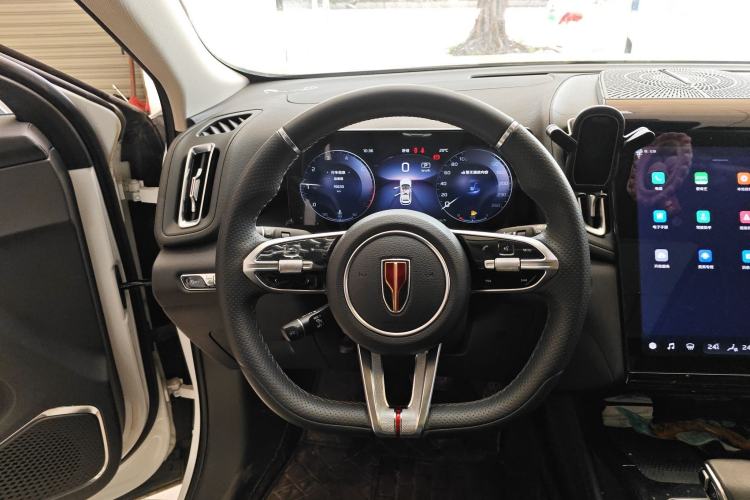 Used Hongqi HS3 2023 1.5T Two-Wheel Drive Shanwei Edition Steering Wheel