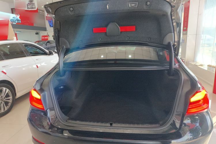 Used BMW 5 Series 2019 530Li xDrive Luxury Package
