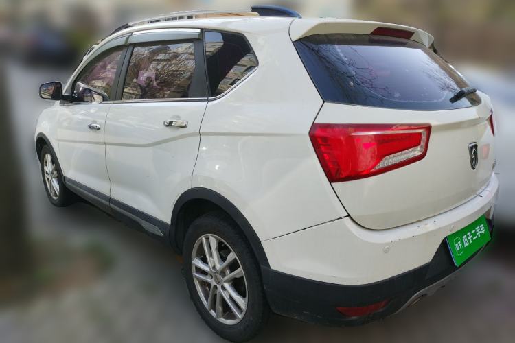 Used Baojun 560 2015 1.8L Manual Elite Edition