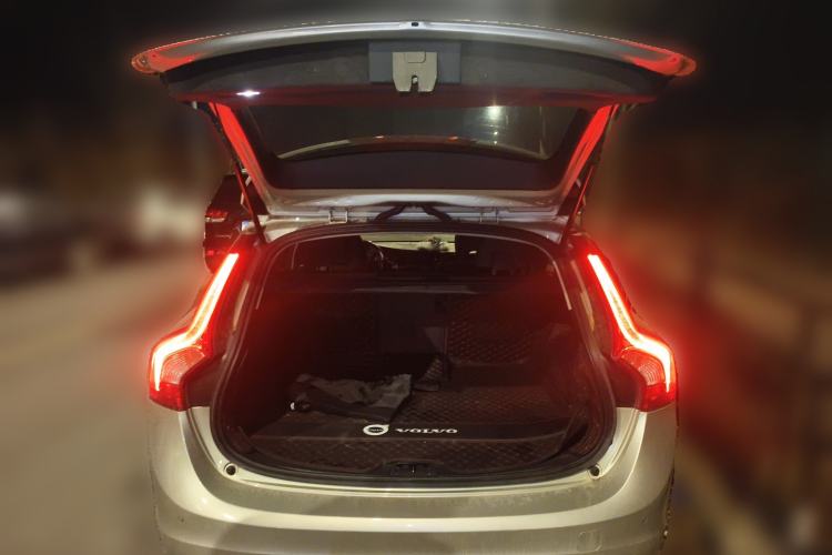 Used Volvo V60 2017 T5 Zhiyi Edition China V Standard
