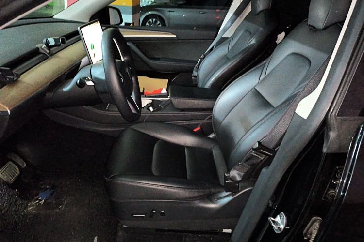 Used Tesla Model Y 2021 Long-Range All-Wheel-Drive Version 3D7
