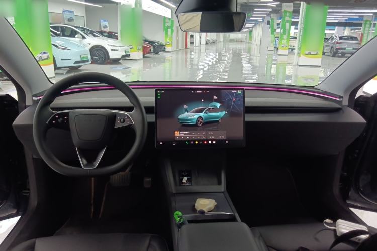 Used Tesla Model 3 2023 Rear-Wheel-Drive Version
