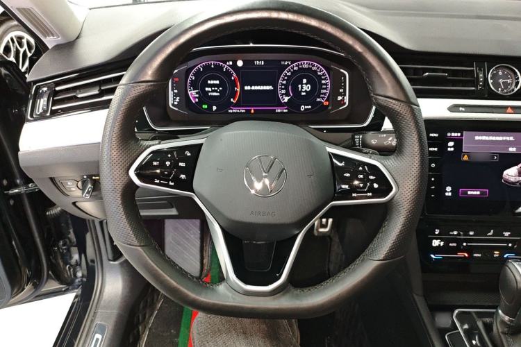 Used Volkswagen Magotan 2023 2 Million Units Commemorative Edition 330TSI DSG Luxury Version