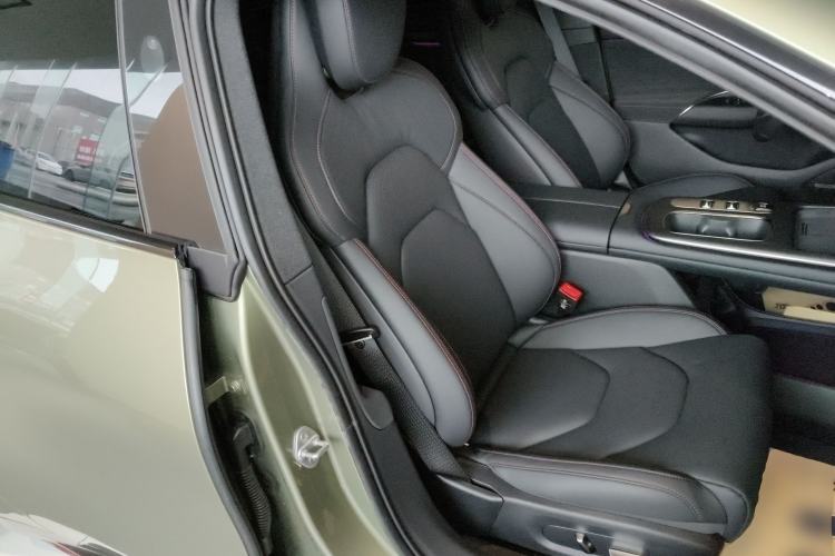 Used Xiaomi Auto SU7 2024 Rear-Drive Long-Range Intelligent Driving Version