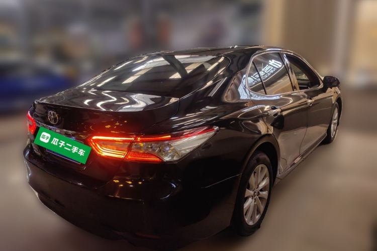 Used Toyota Camry 2018 2.0G Luxury Edition Rear Right 45 Deg