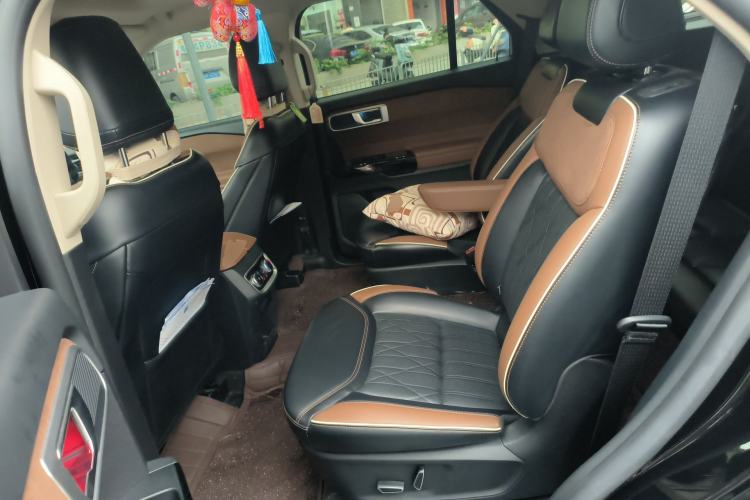 Used Ford Explorer 2023 EcoBoost 285 Four-Wheel Drive Titanium Edition 6 Seats