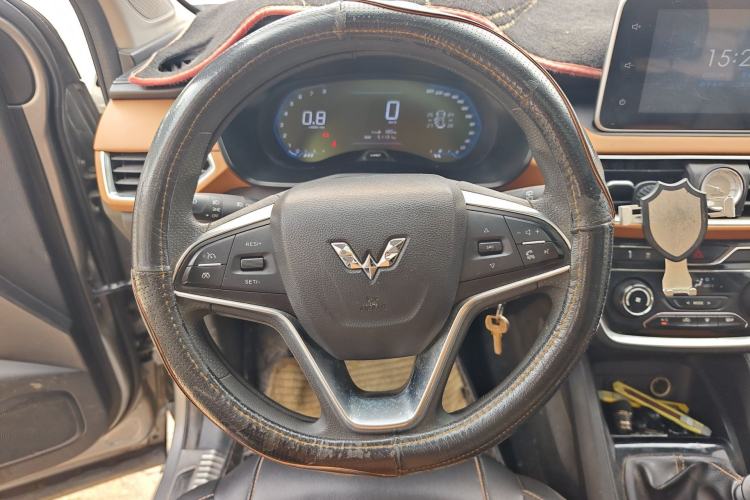 Used Wuling Hongguang S3 2018 1.5L Manual Luxury Model China V Standard Steering Wheel