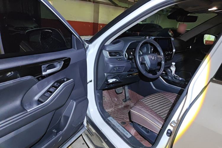 Used Toyota Highlander 2022 380T 4x4 Luxury Edition 7 Seats