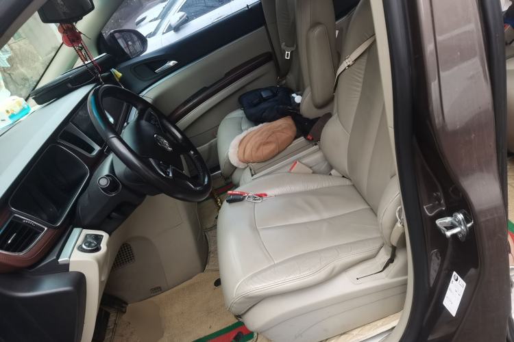 Used Buick GL8 2015 2.4L Luxury Business Premium Edition Left Front Seat