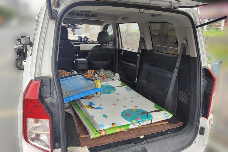 Used Wuling Hongguang PLUS 2020 1.5L Manual Comfort 7-Seater Trunk