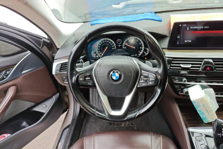 Used BMW 5 Series 2018 530Li Leading Model M Sport Package Steering Wheel