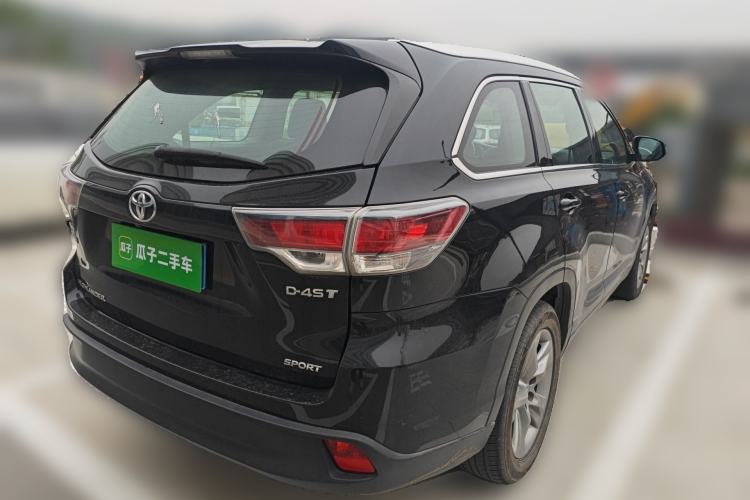 Used Toyota Highlander 2015 2.0T Two-Wheel Drive Luxury Edition 7 Seats Rear Right 45 Deg