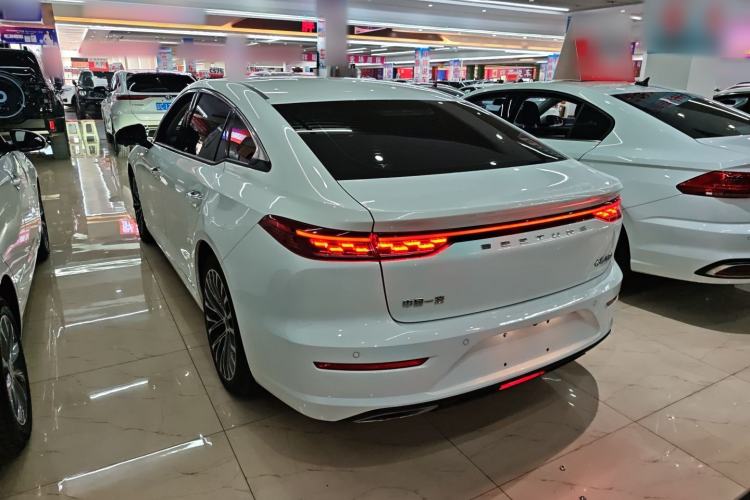 Used Bestune B70 2024 Dragon Edition 1.5T Leading Model
