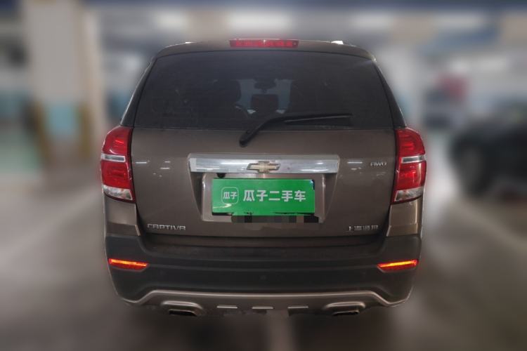 Used Chevrolet Captiva 2015 2.4L 4x4 Flagship Edition 7-Seater
