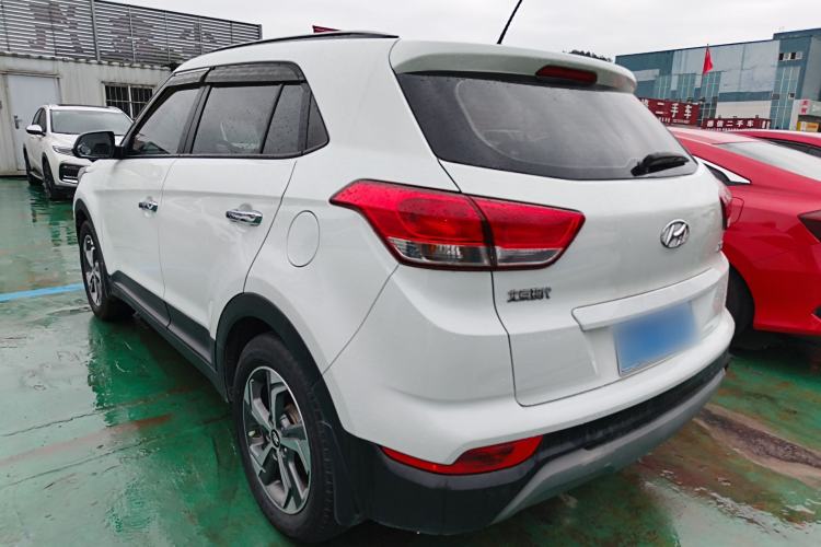 Used Hyundai ix25 2017 1.6L Automatic Smart Version Rear Left 45 Deg