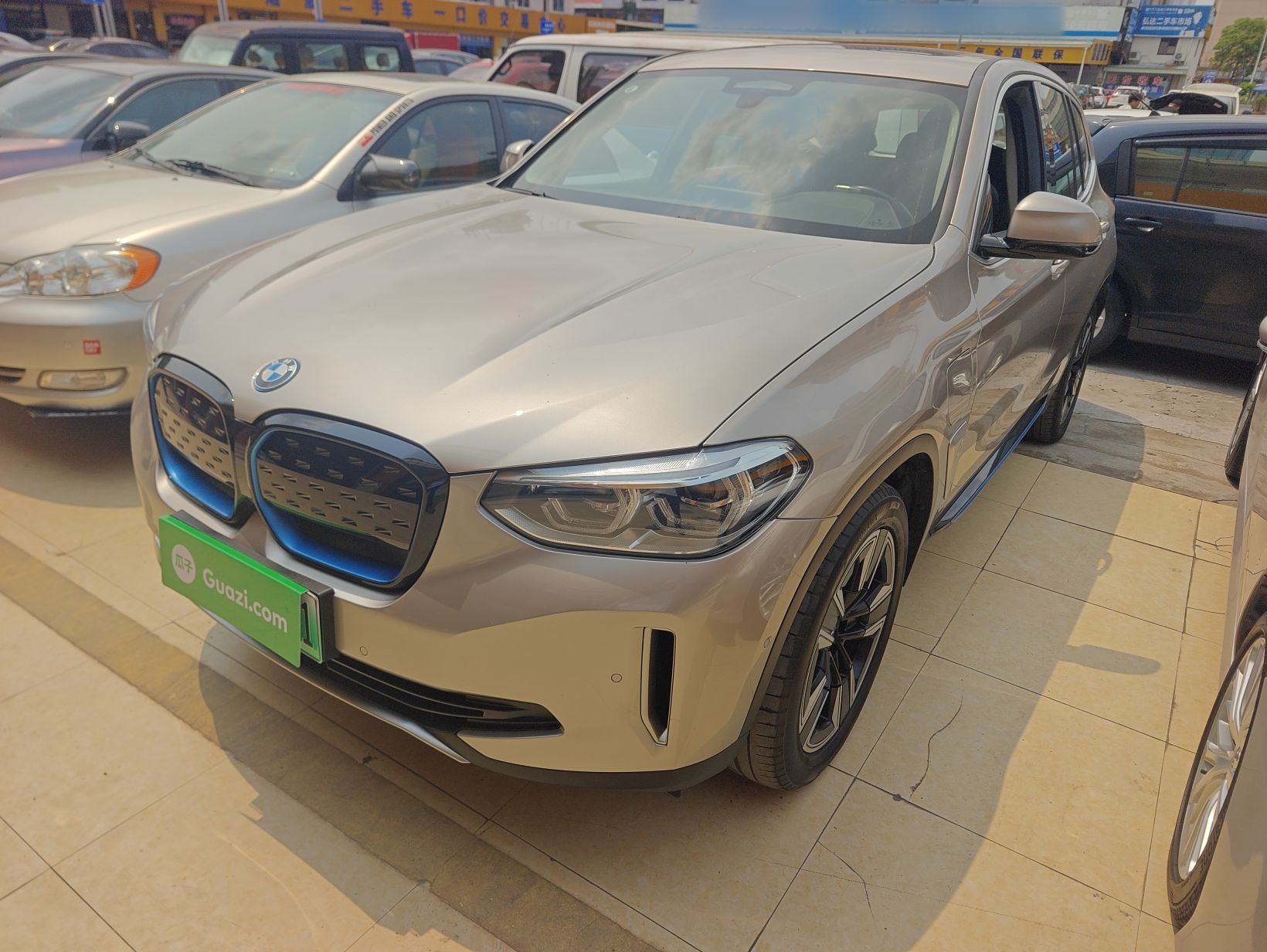 Parte inferior delantera